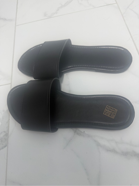 Shoes - Black Slide Sandals for Women - Minimal Leather Look